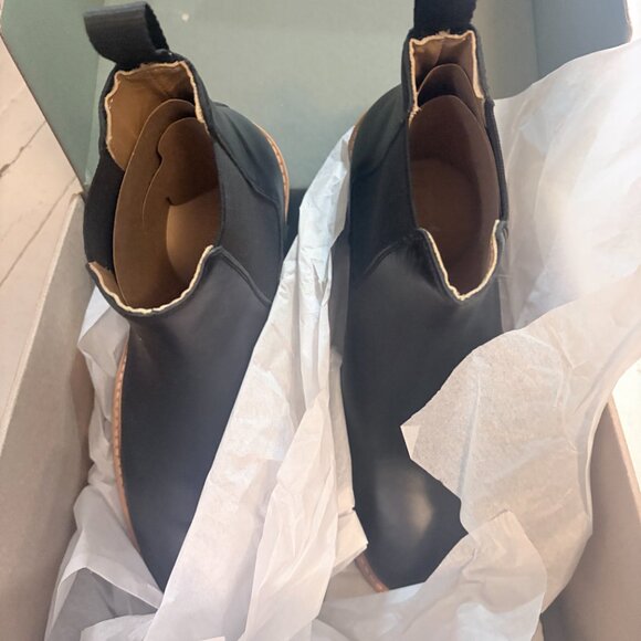 Nisolo Marco Everyday Chealsea Boots | NIB